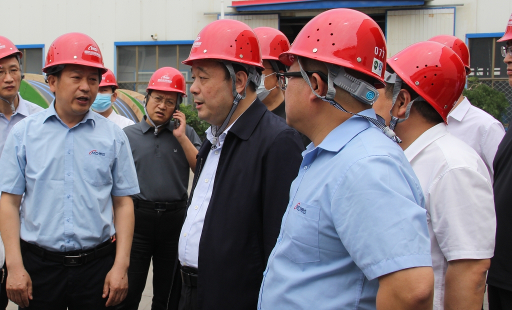 省市场监管局党组书记何江海调研立博